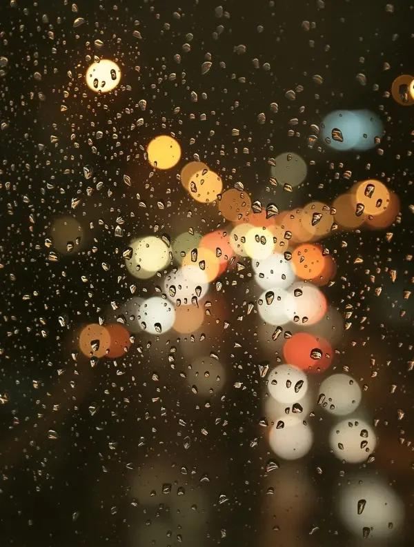 雨夜的白噪音 - 夜晚随笔 - 花都影视